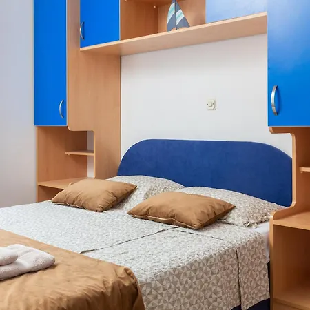 Apartment Magnolia Center 1 Makarska