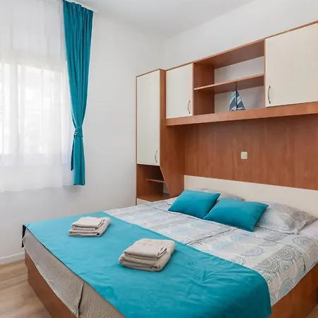 Magnolia Center 1 Apartment