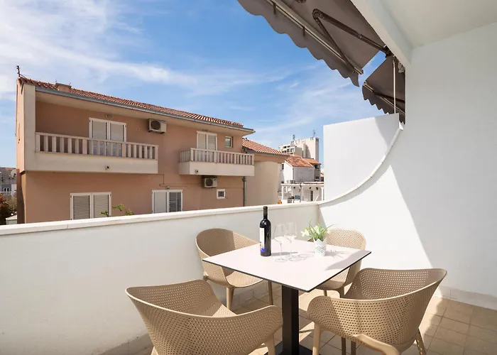 Daire Magnolia Center 1 Makarska